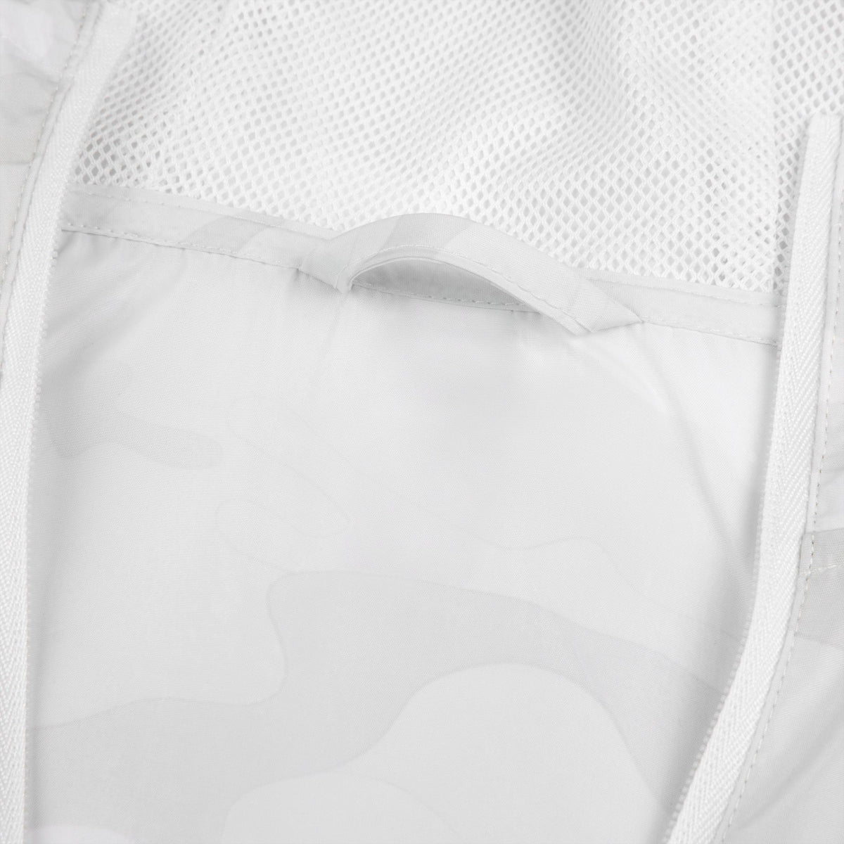 Fresh White Camo Windbreaker Jacket — Lightweight Full‑Zip Hooded Outerwear
